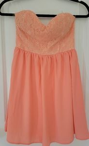 Strapless lace and chiffon dress